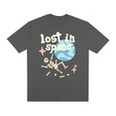 Camiseta Lost In Space Chumbo