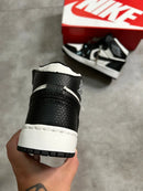 Nike Air Jordan 1